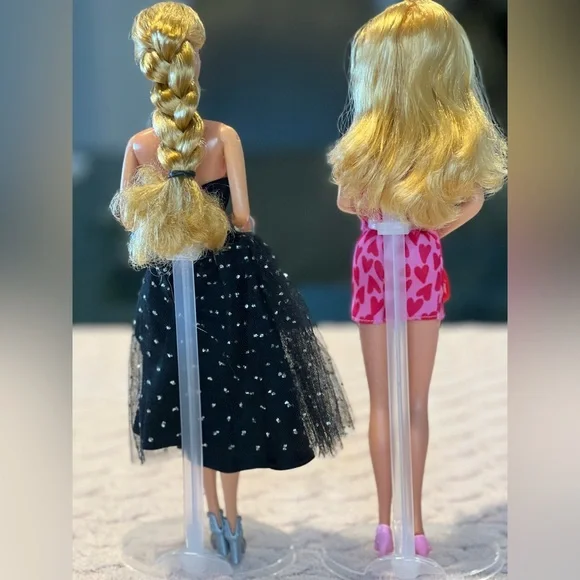 Barbie’s - Picture 3 of 6